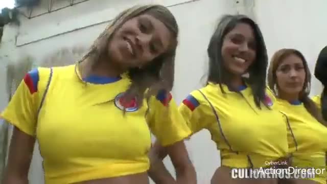 Latinas suger av seg fotballtreneren