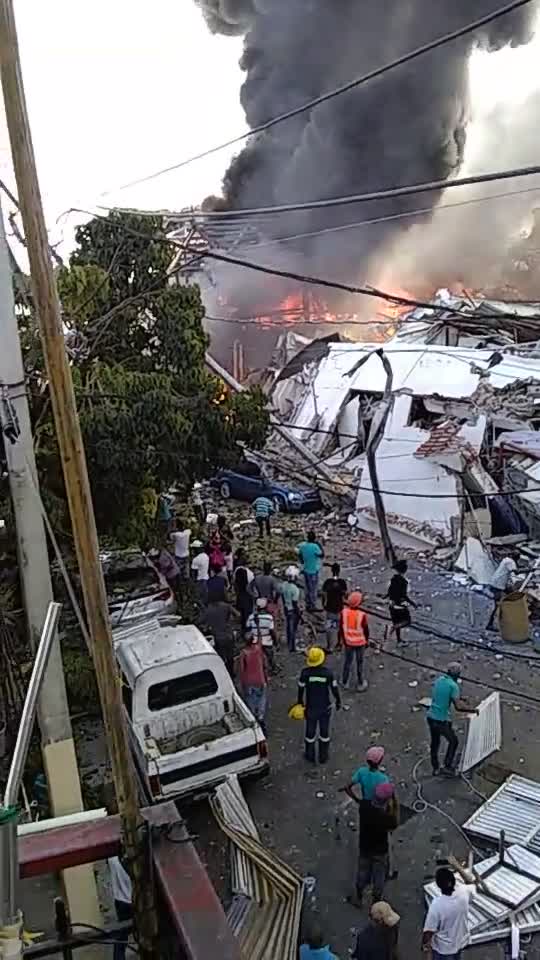 Explosion en villas agricolas explota fabrica polyplas