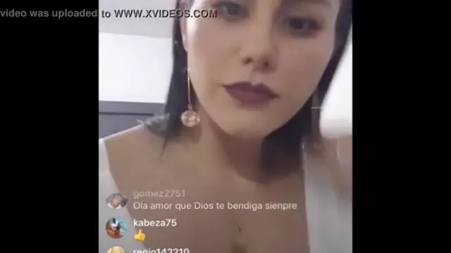 Se le ve el pezon a EVA LUNA en Instagram Live 