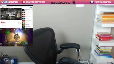 Streamer novapatra se masturba delante de suscriptores