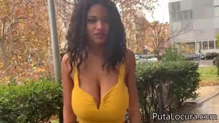 Tina fire brazileña de 20 año y con 20kilos de teta gordas