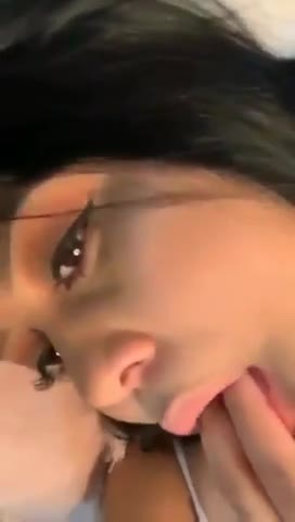 chyna_brgs tremenda puta sacando leche