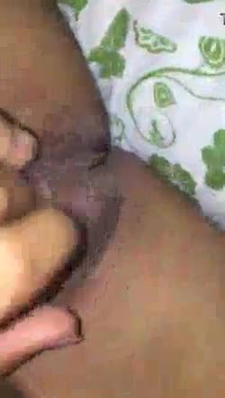 Latina slut touching herself for me and recording her big pussy